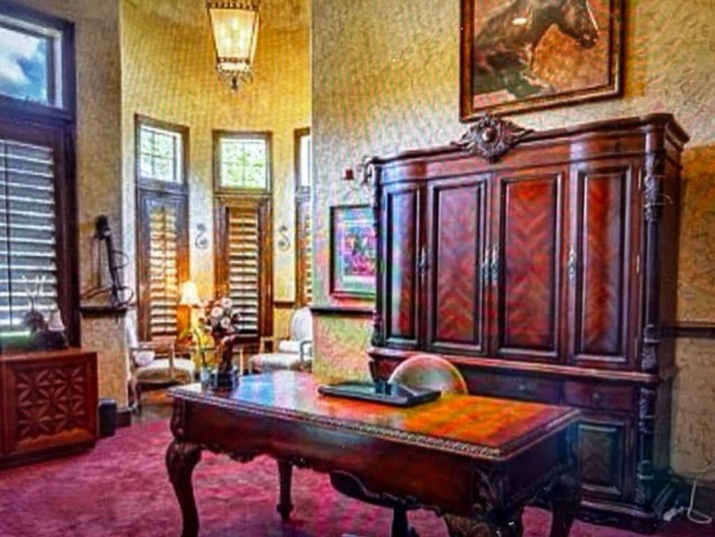 Shady Hollow Estates - Residential