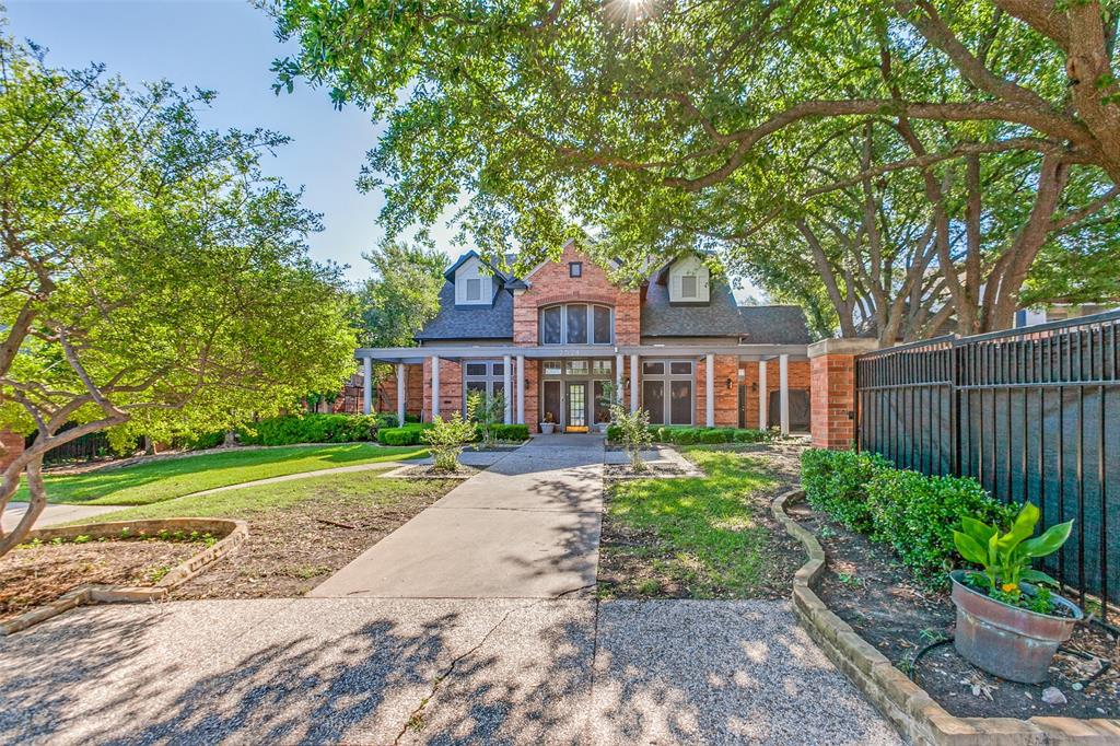 2524 Preston Road 204