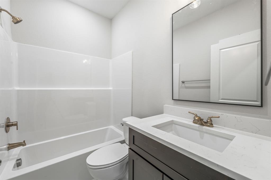 TARLETON CROSSINGS - Commercial Sale