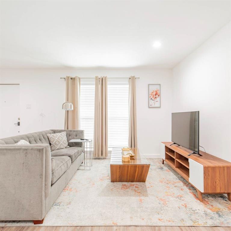 Oak Cliff Add - Residential Lease