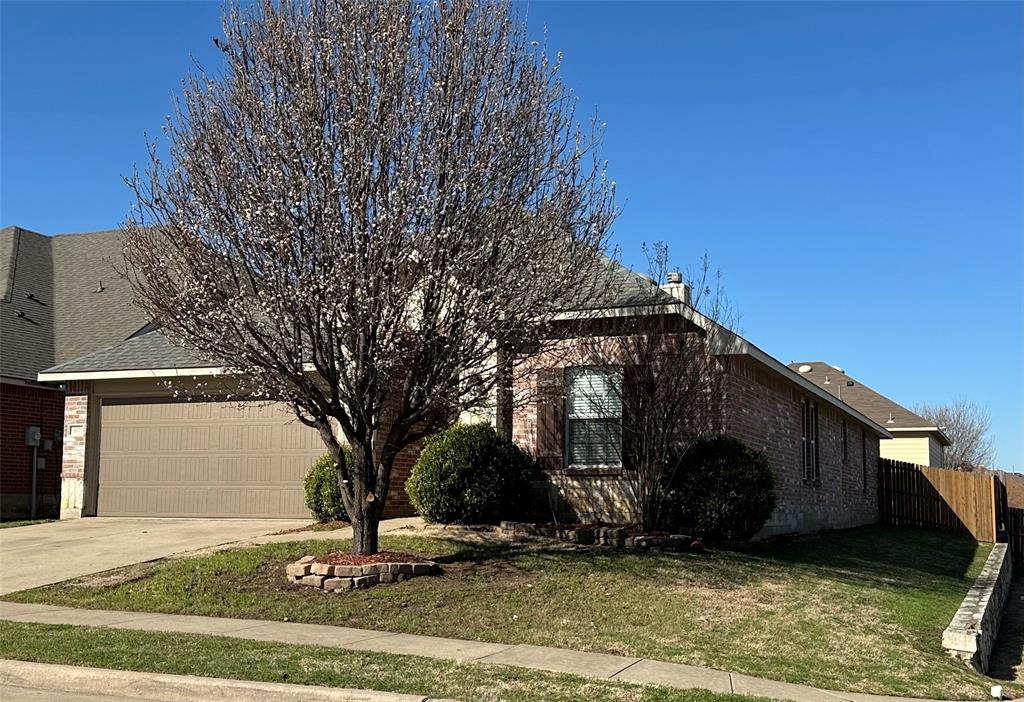 817 Lark Drive