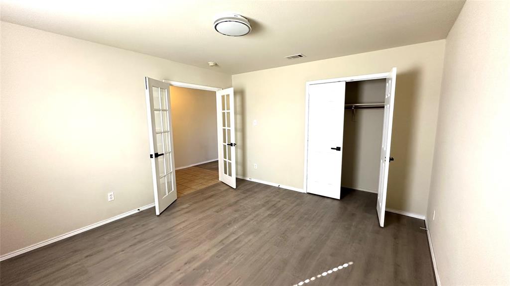817 Lark Drive