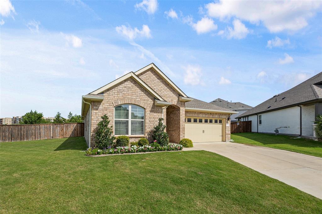 6124 Strada Cove