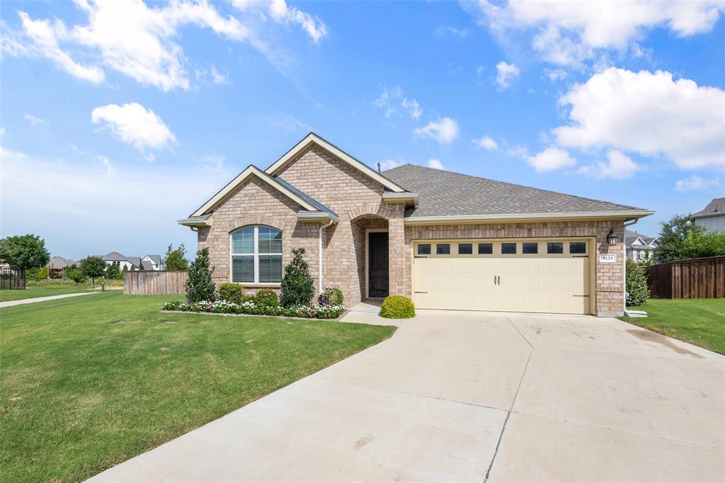 6124 Strada Cove