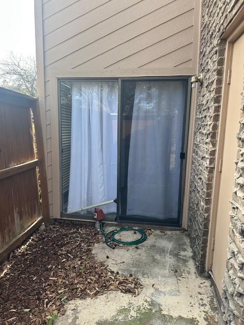 Preston Oaks Crossing Condos 01 & 02 - Residential Lease