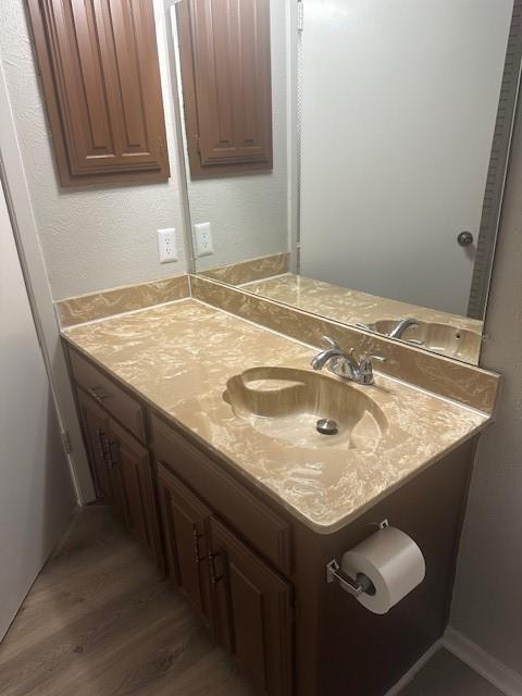 Preston Oaks Crossing Condos 01 & 02 - Residential Lease