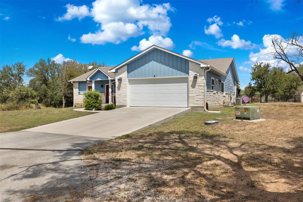 141 Eagle Point Cove