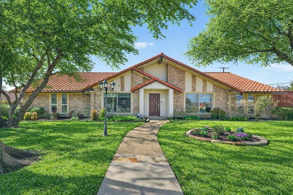 15415 LEAVALLEY DR, DALLAS, TX 75248 - Image 8f3e45c915b00a16a4eb0522151c5792/1719298110