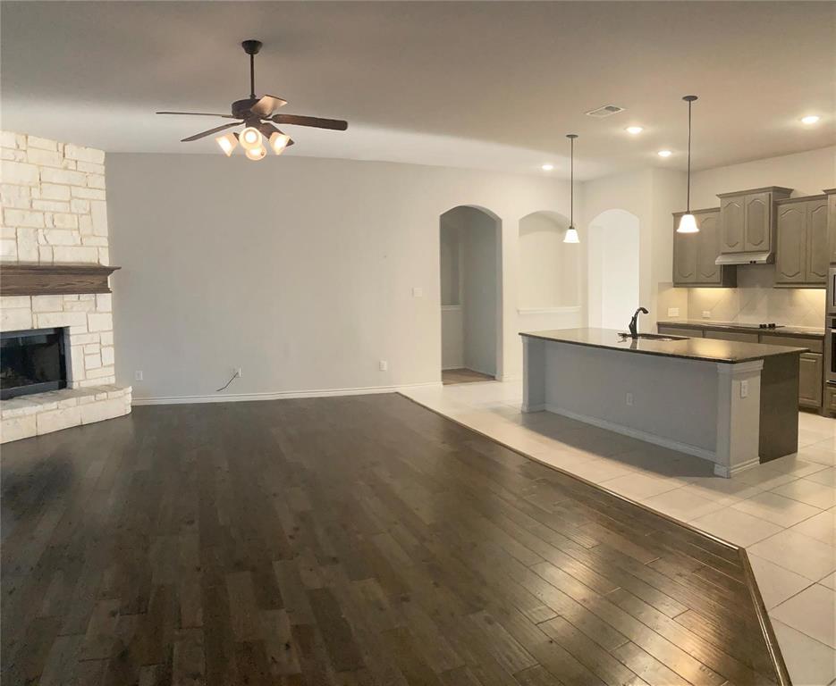 Cove Ph 1b - Residential Lease