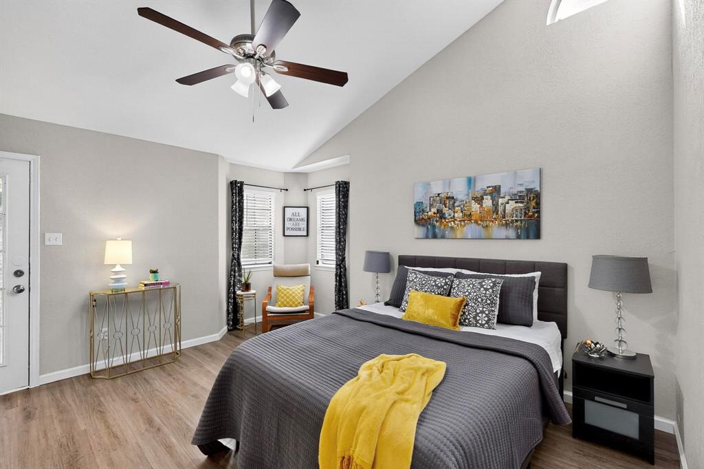 Beacon Street Living Condo - Residential