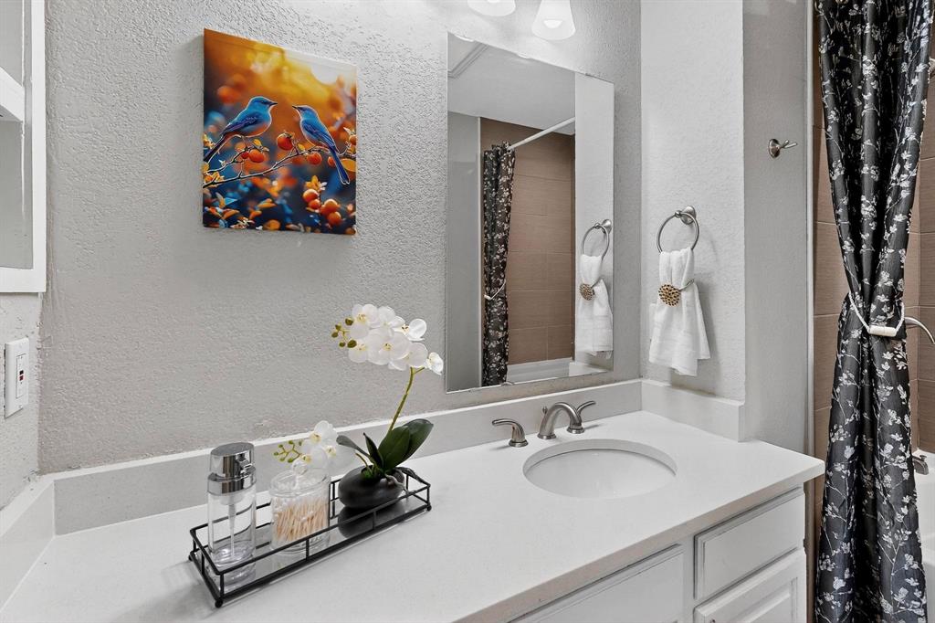 Beacon Street Living Condo - Residential