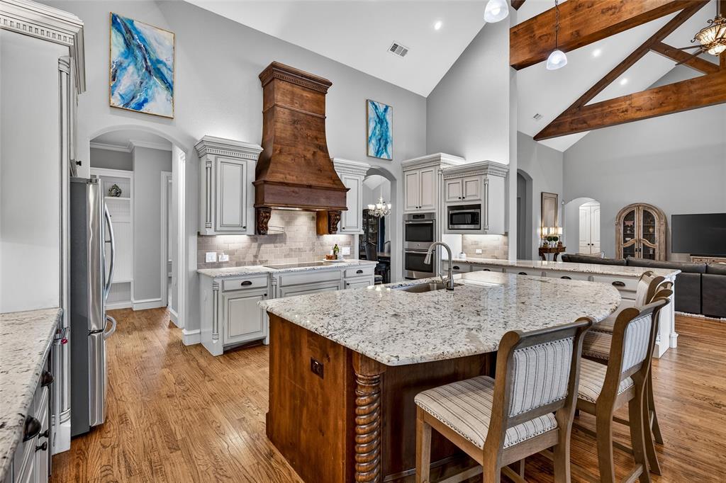 Forest Hills - Residential