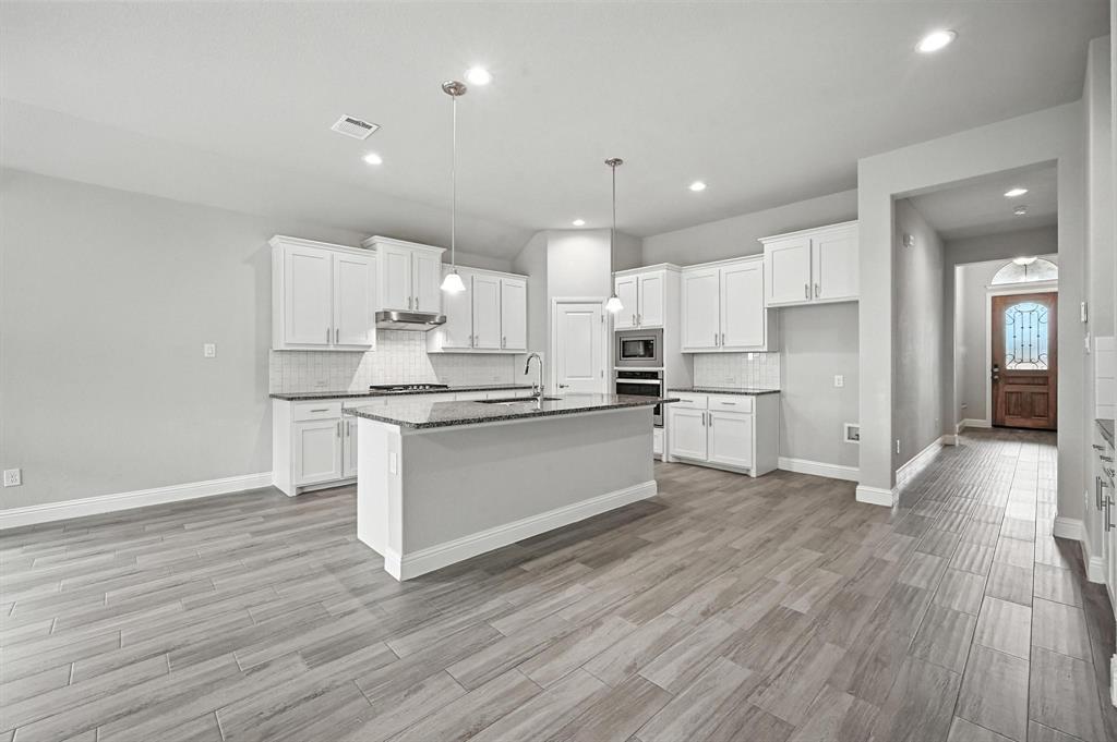 Hickory Creek, Texas 75065, United States, 4 Bedrooms Bedrooms, ,2 BathroomsBathrooms,Residential,Active,207668