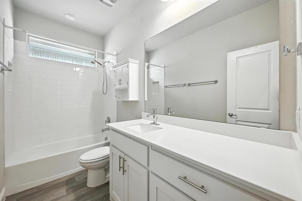 Hickory Creek, Texas 75065, United States, 4 Bedrooms Bedrooms, ,2 BathroomsBathrooms,Residential,Active,207668