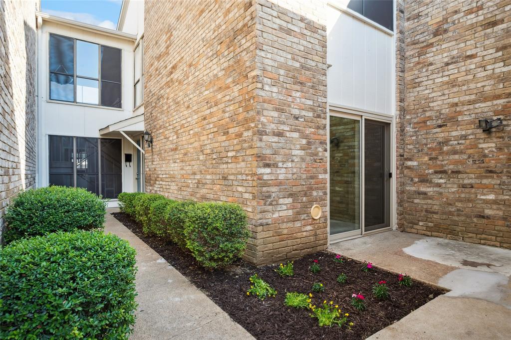 Jackson Arms - Residential