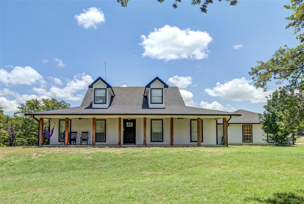 725 Hunter Trail