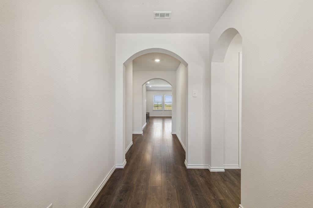 Chalk Hill, Ph 1 - Residential Lease