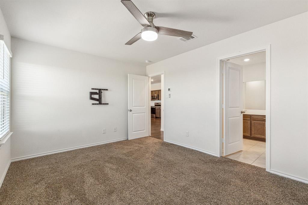 Chalk Hill, Ph 1 - Residential Lease