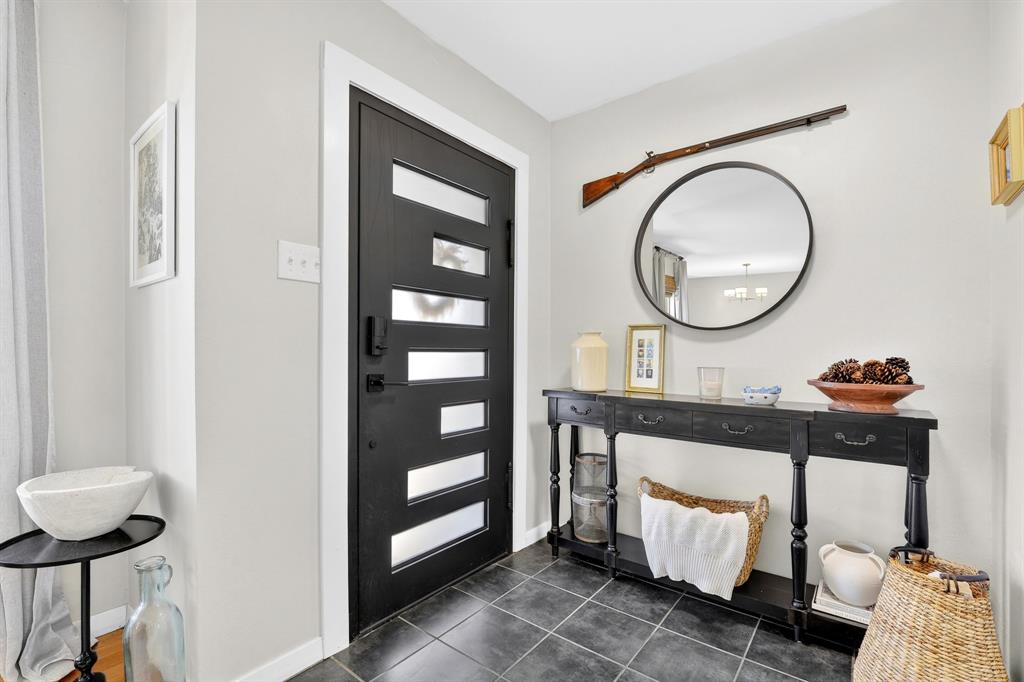 3105 Palmdale Circle