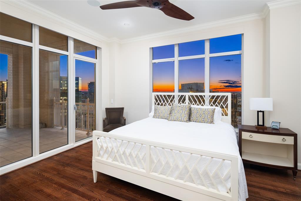 Tower & Regency Row Residence Condo - Residential