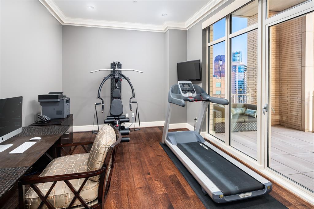 Tower & Regency Row Residence Condo - Residential