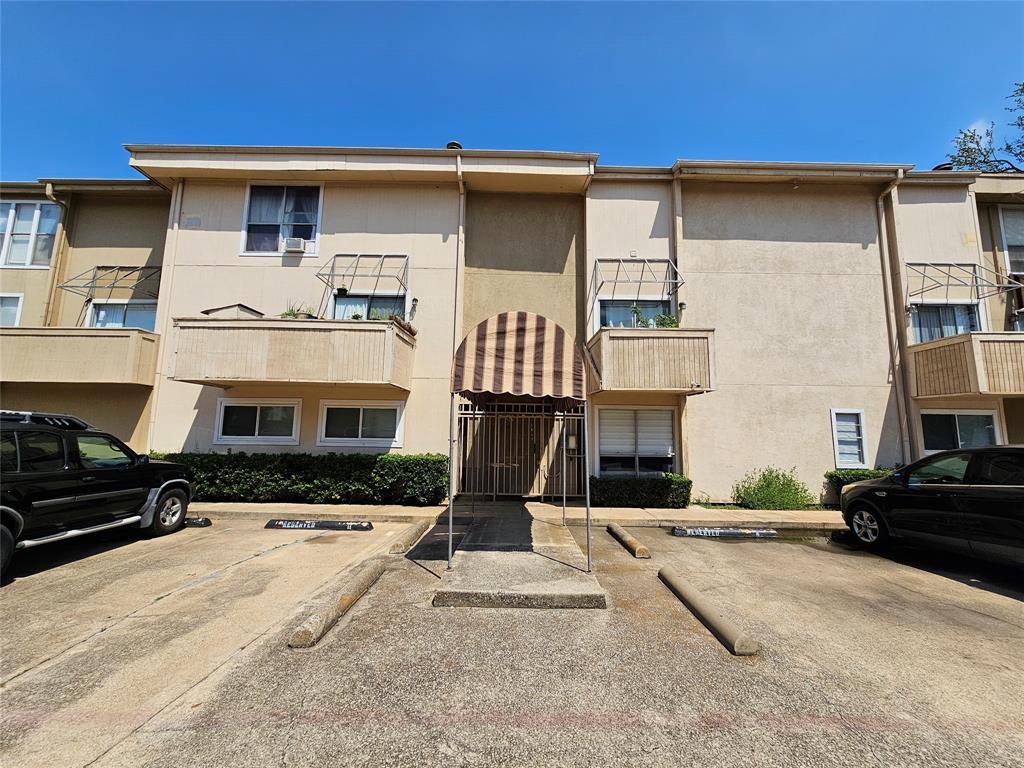 Three Holland Place Condo - Residential Lease