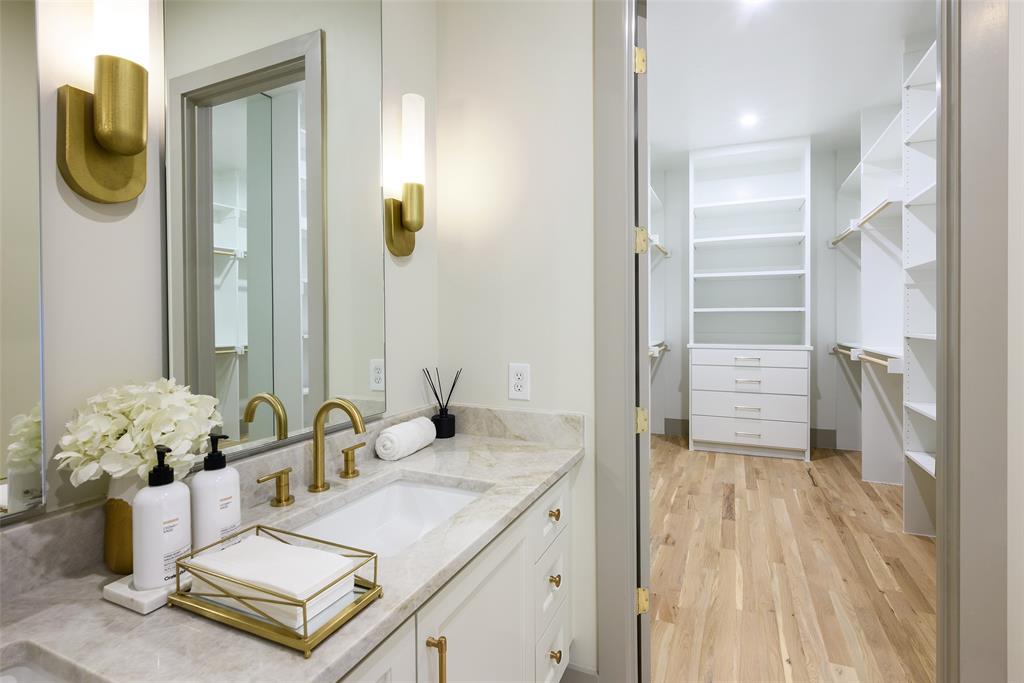 Mockingbird Hill - Residential