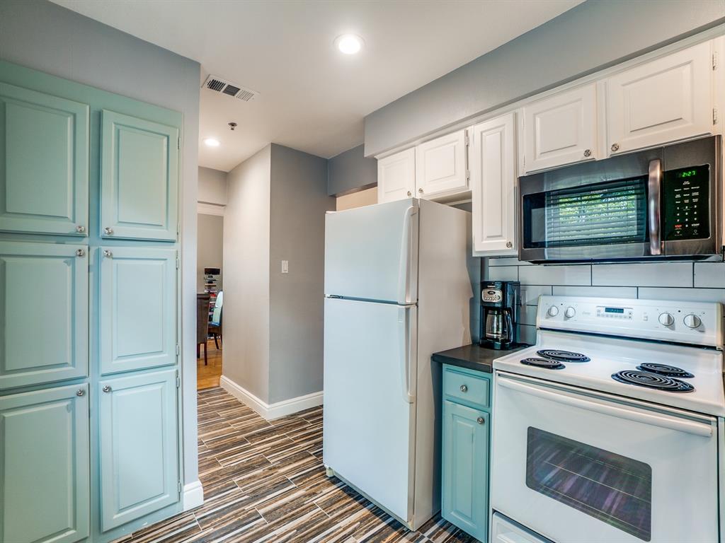 Ascot Place Condos - Residential