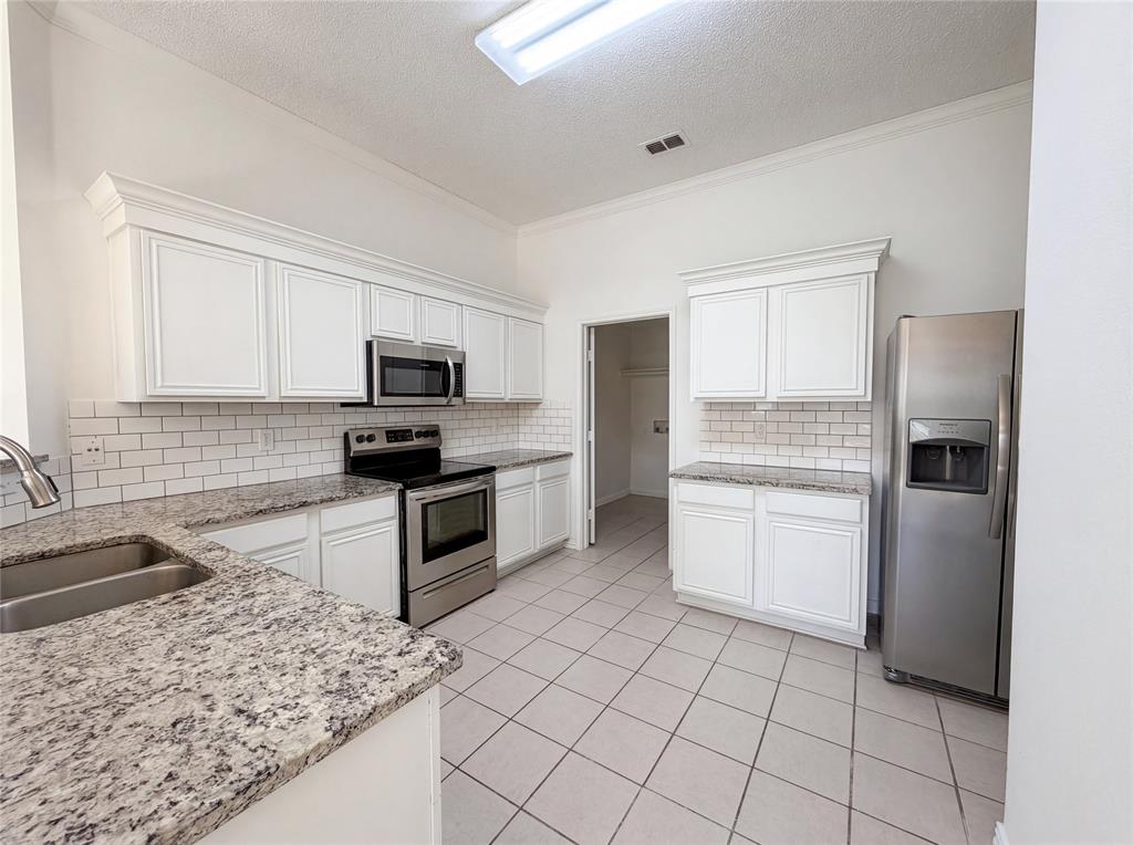 501 W Clover Park Drive