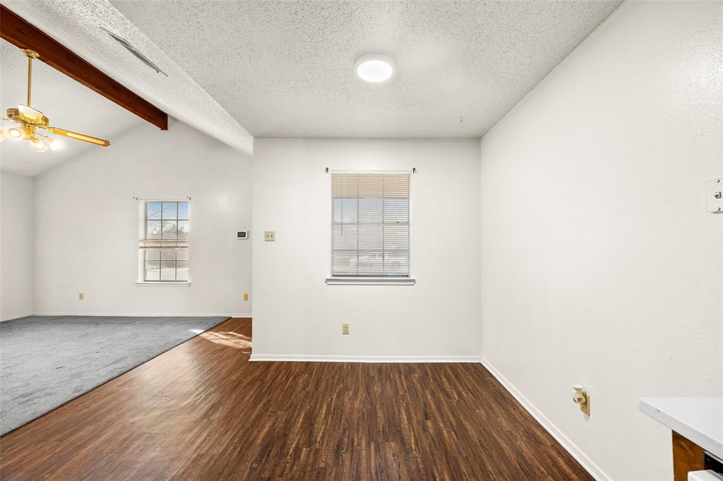 1001 Meadow Circle N 2