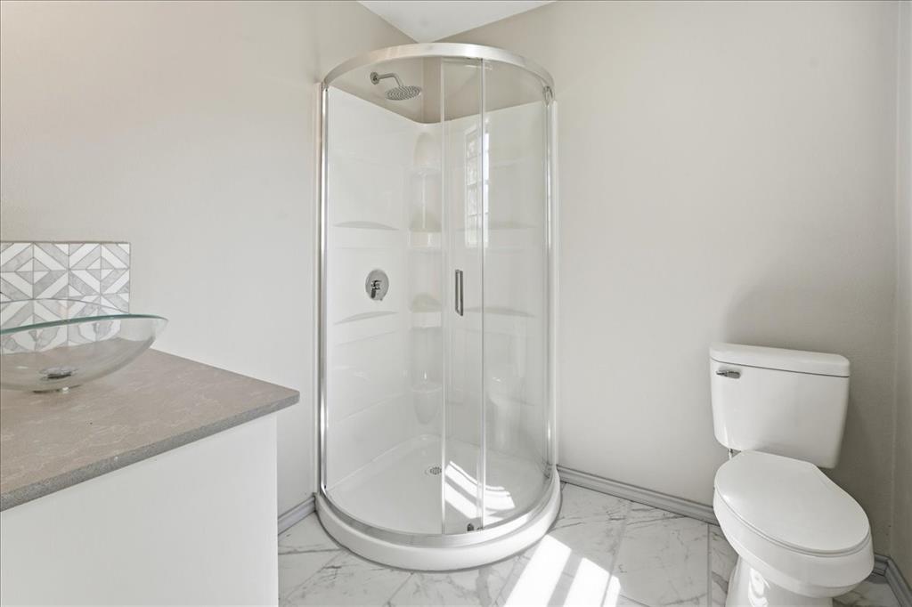 Lake Brenda - Residential