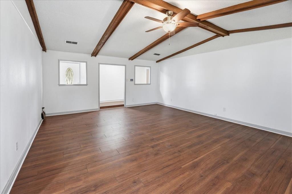 Lake Brenda - Residential