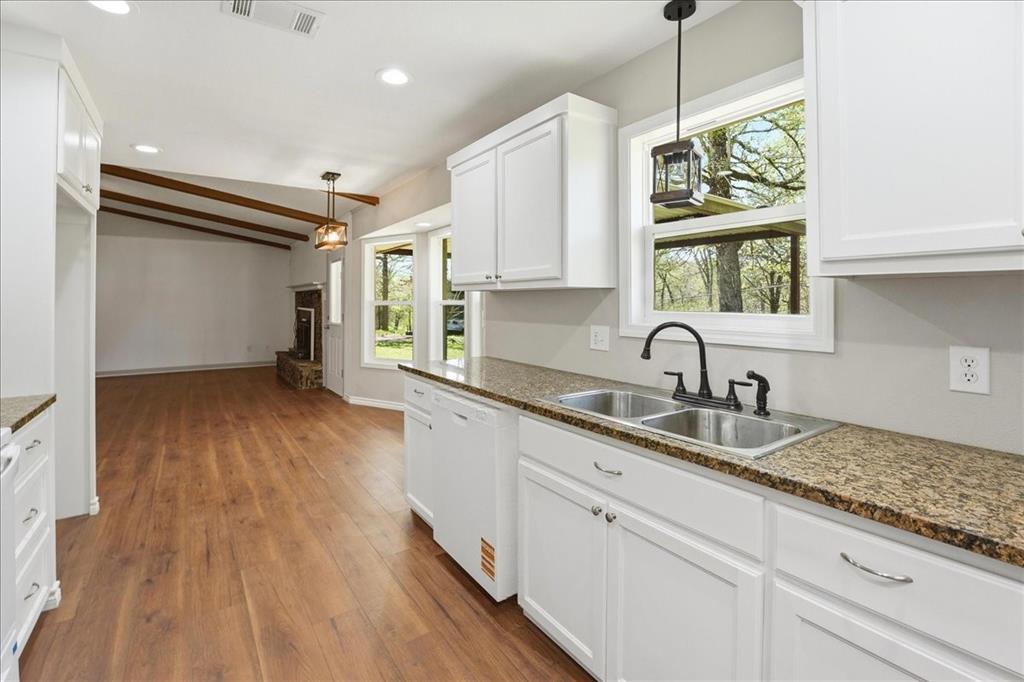 Lake Brenda - Residential