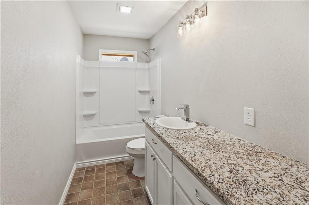 Lake Brenda - Residential