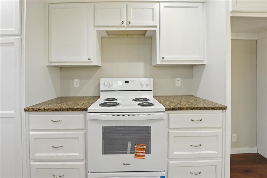 Lake Brenda - Residential