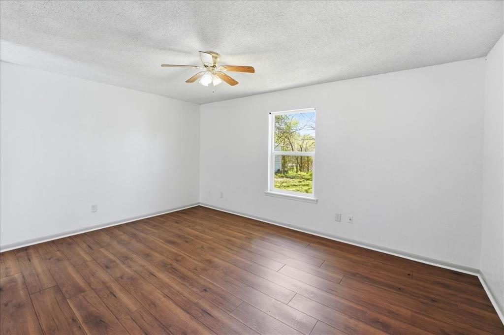 Lake Brenda - Residential