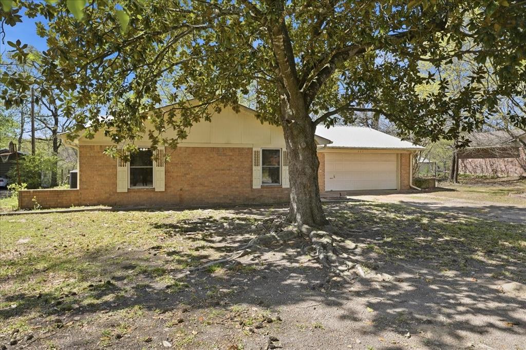 Lake Brenda - Residential