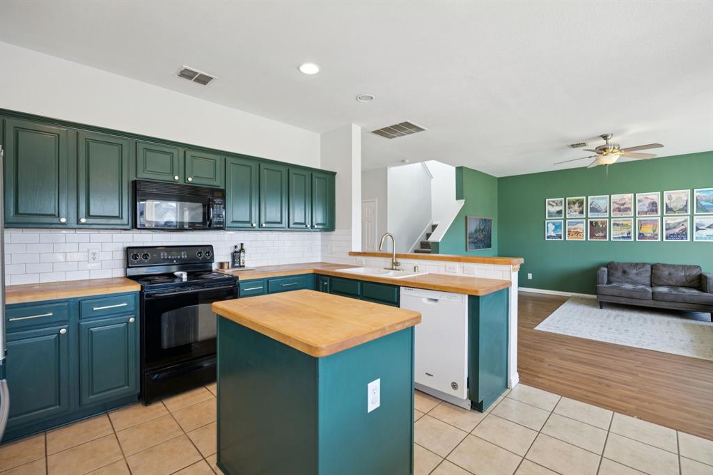 Mira Lagos F 1a - Residential