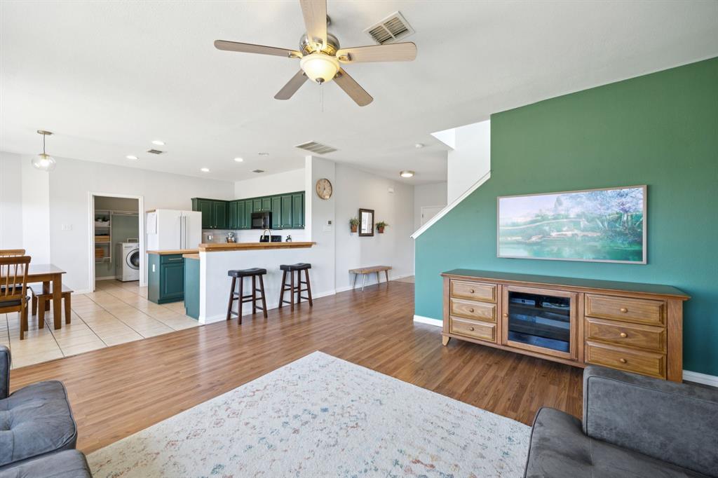 Mira Lagos F 1a - Residential