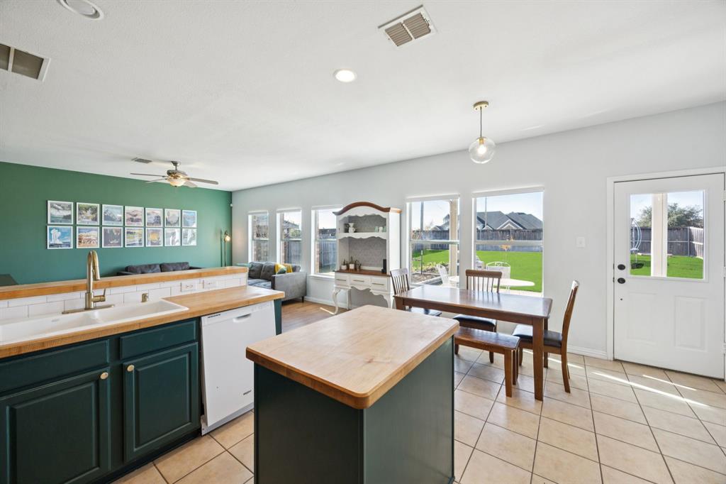 Mira Lagos F 1a - Residential