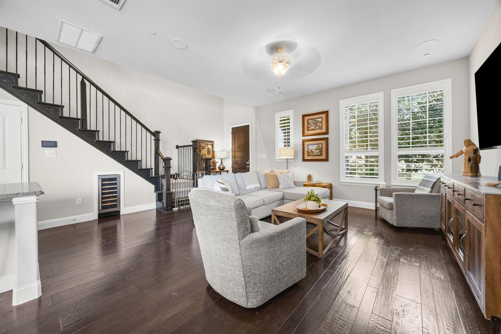 1325 Bailey Lane