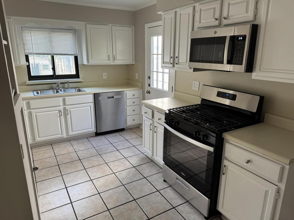 Crest Haven Place - Residential