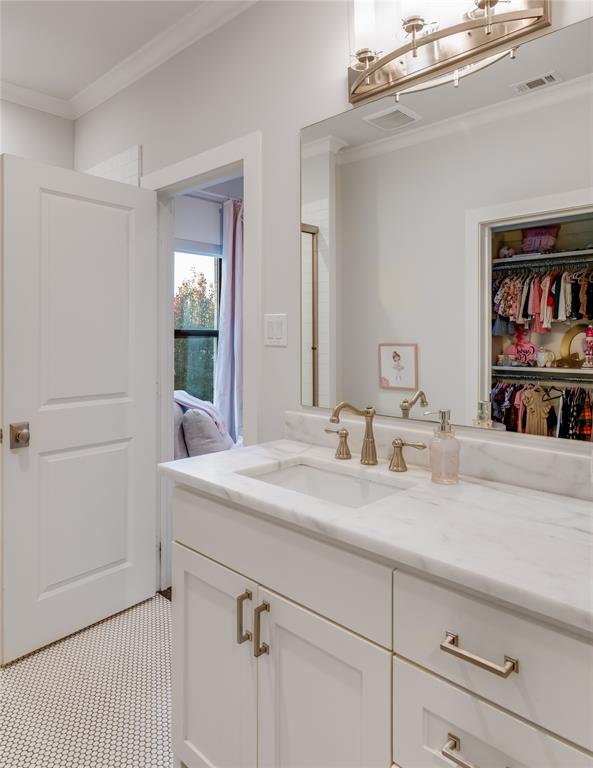 Linwood Place - Residential