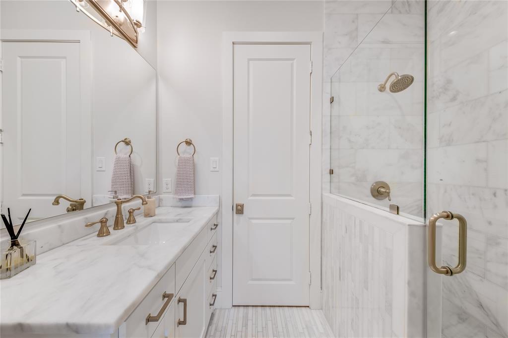 Linwood Place - Residential