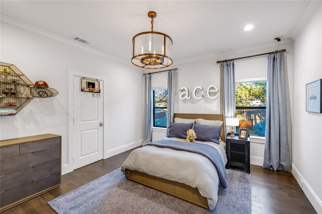 Linwood Place - Residential