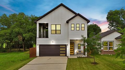 404 Bobbie Street Dallas TX 75203
