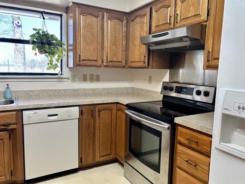 Tiny photo for 1140 County Road 2500, Bonham, TX 75418 (MLS # 21101175)