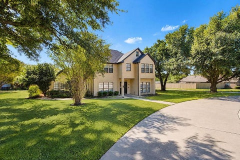 Photo of 8781 Crestview Drive, Frisco, TX 75033 (MLS # 21420977)