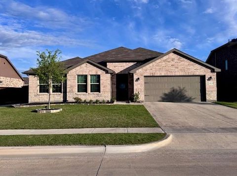Photo of 1913 Cookes Lane, Cleburne, TX 76033 (MLS # 21245604)