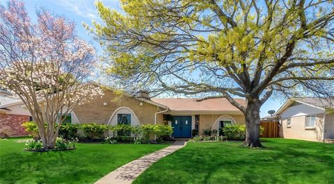 Photo of 1318 Edgewood Drive, Richardson, TX 75081 (MLS # 21232941)